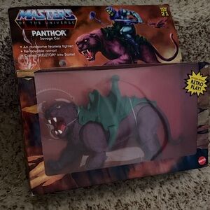 New Mattel Masters of the Universe Panthor with Green Armor